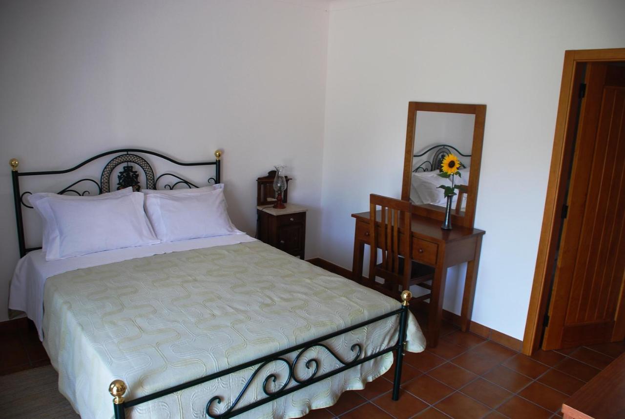Casa de Campo O Monte Da Estrada